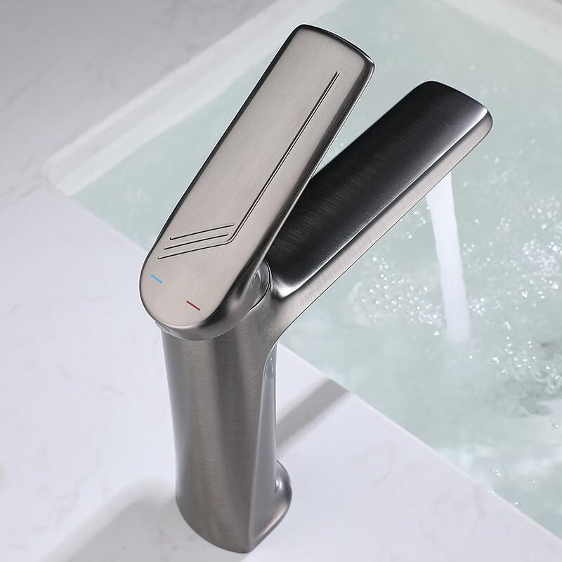 

OEING Copper Core Basin Mixer Faucet