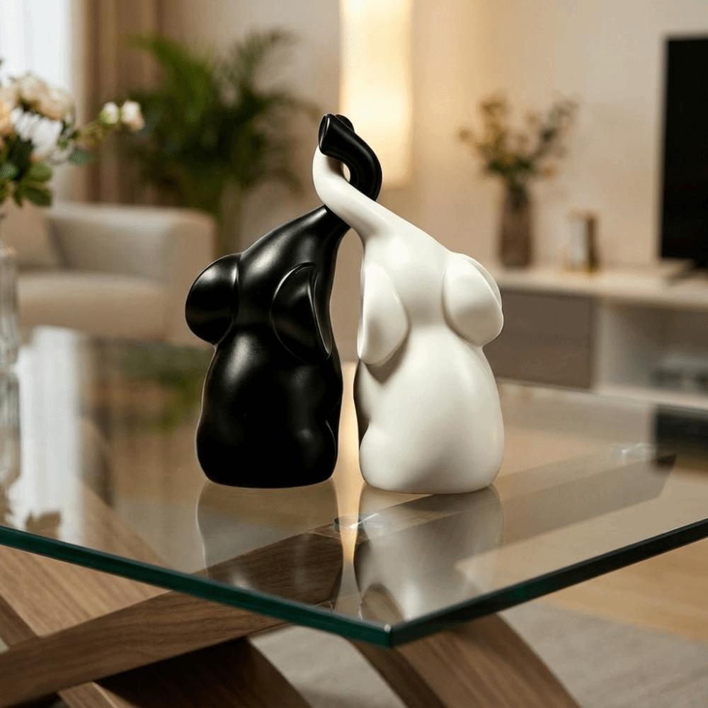 Smooth Finish Couples Elephant Statue Niche Style Loving Figurine Animal Art Decor