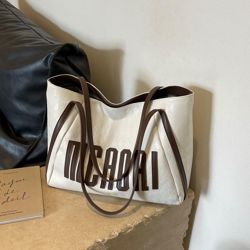 Large Capacity Bag Women's New Casual Letter Shoulder Bag Fashion Tote Bag