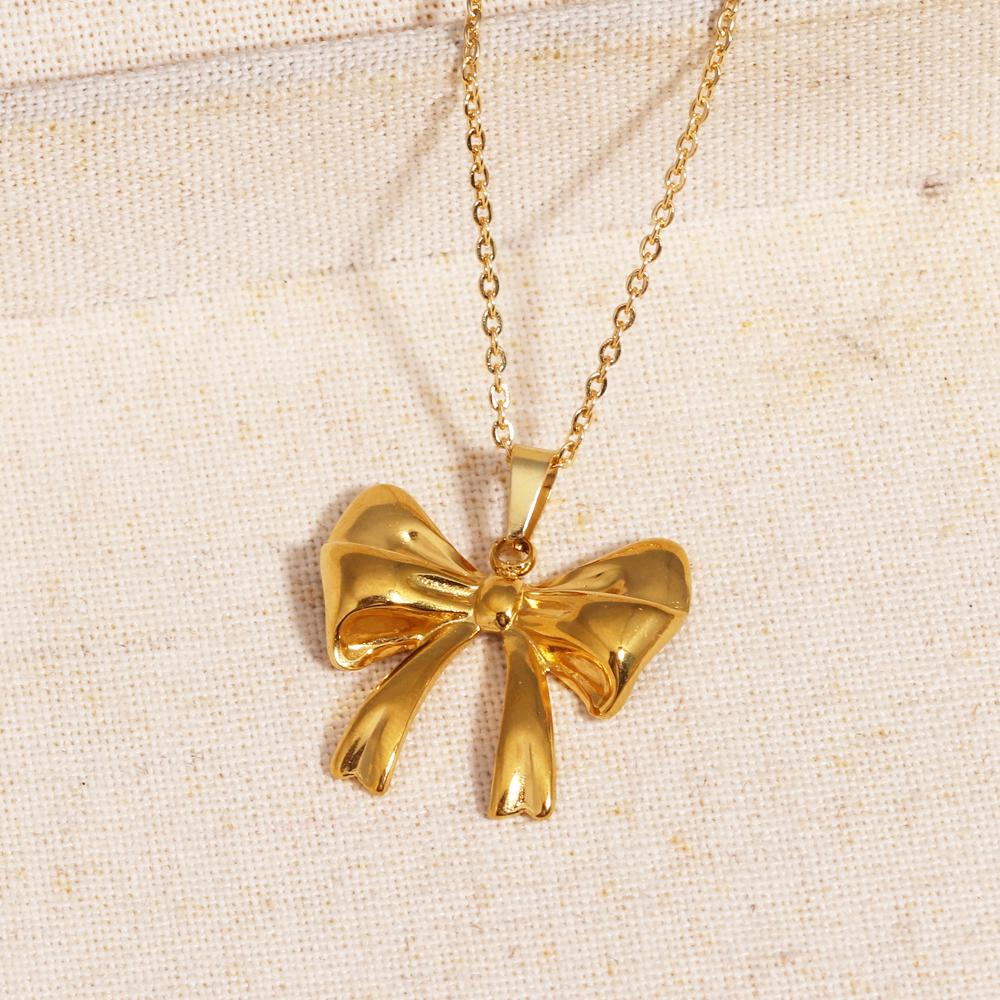 New Arrival 18K Gold Plated Charm Necklace Stainless Steel Bow Pendant Necklace for Women Trendy Charm Jewelry Waterproof