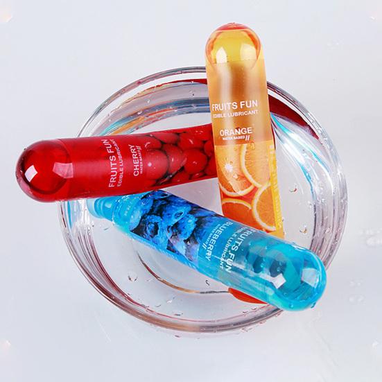 Yousheng 80ML Sex-Gleitmittel auf Wasserbasis, nicht fettend, natürlicher Pflanzenextrakt, Lustverstärker, hinterlässt keine Flecken, Erdbeer-Blaubeer-Geschmack für Paare
