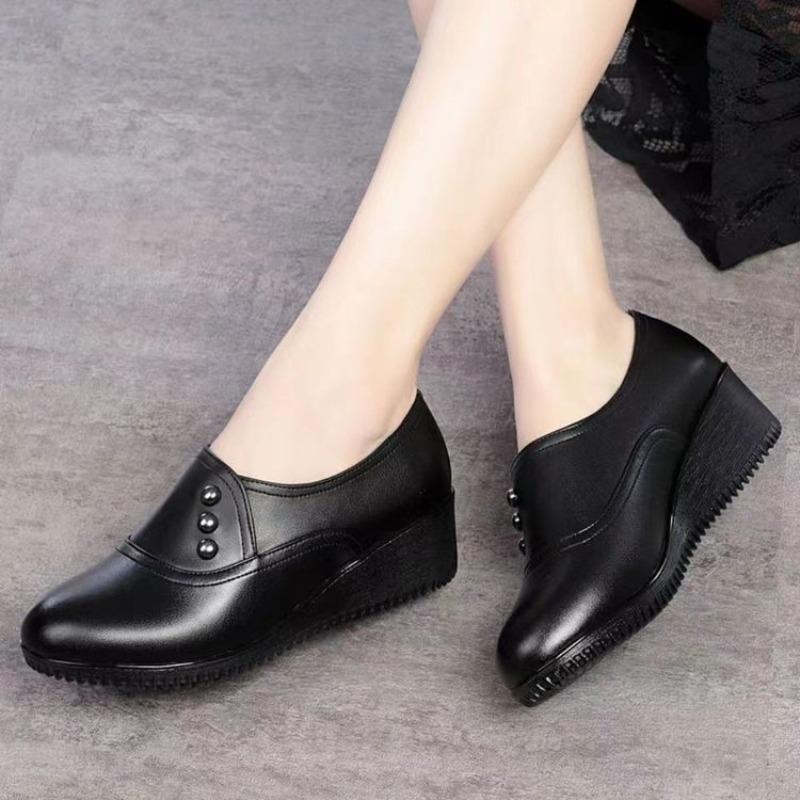 New Style Shoes with Soft Soles, Low Heels, Round Toes, Deep Openings, Single Shoes