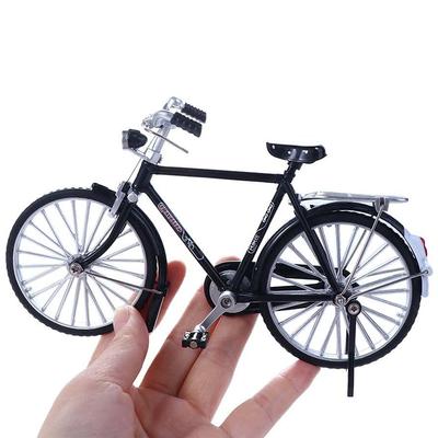 Modely a sběratelství – Figurky a modely