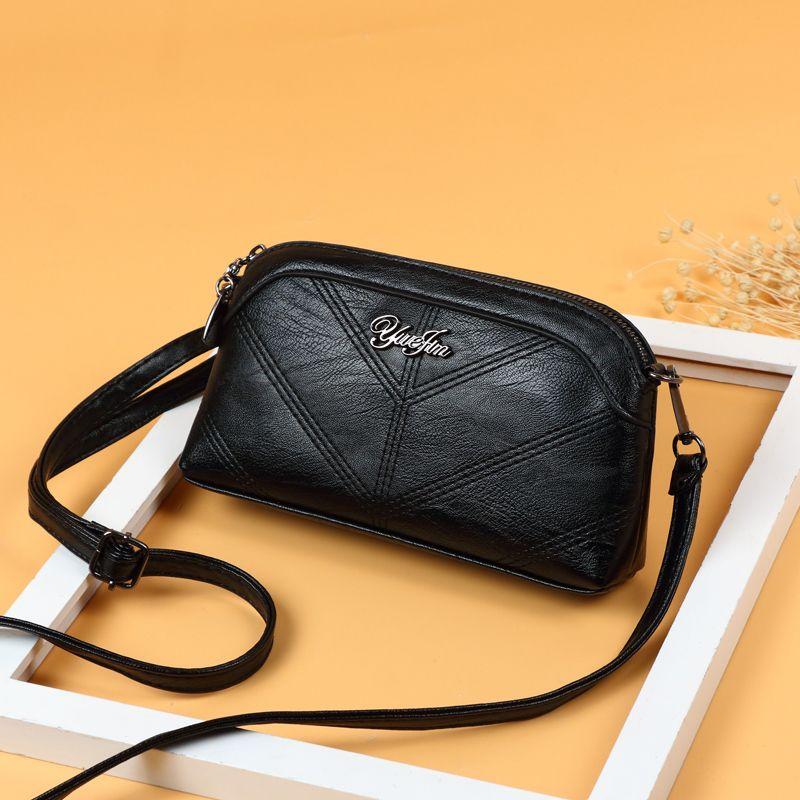 

Easiest for Match One-Shoulder Elderly Mother Bag Black (with hand strap + crossbody strap)