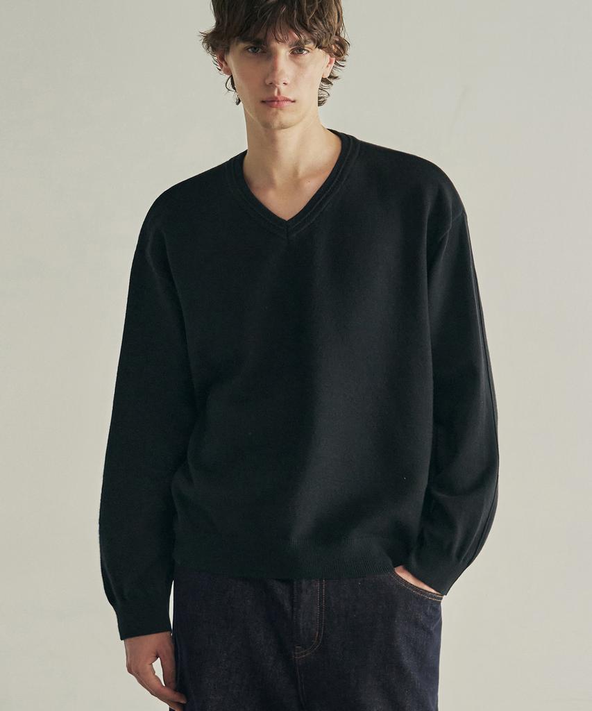 ROTEMBER Washable Soft Pintuck V-Neck Crop Knit [2 Colors]