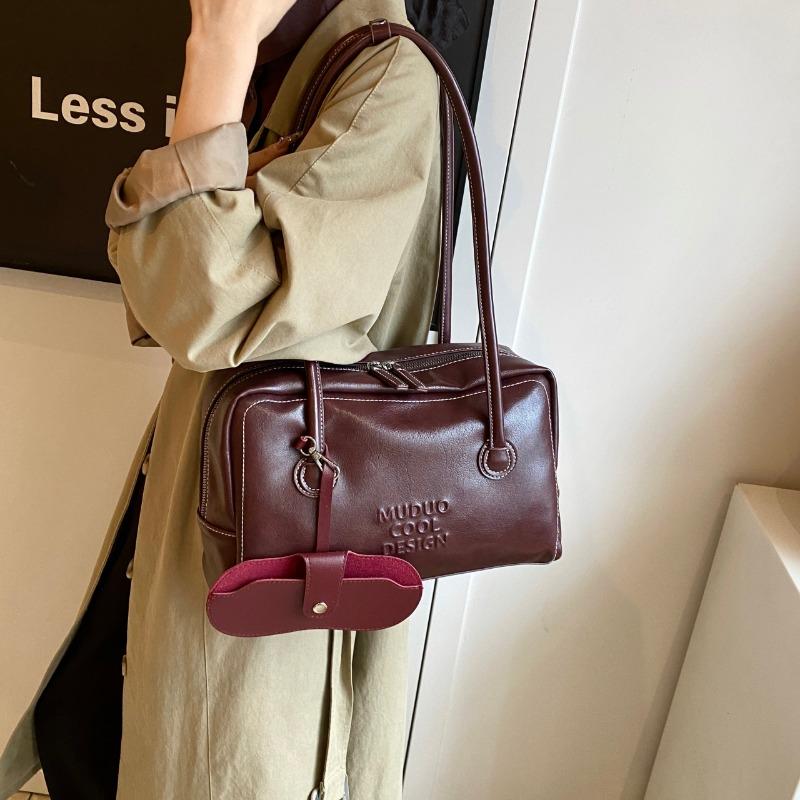 Small and simple square bag for women  casual shoulder bag for armpit manual  crossbody  new for autumn and winter