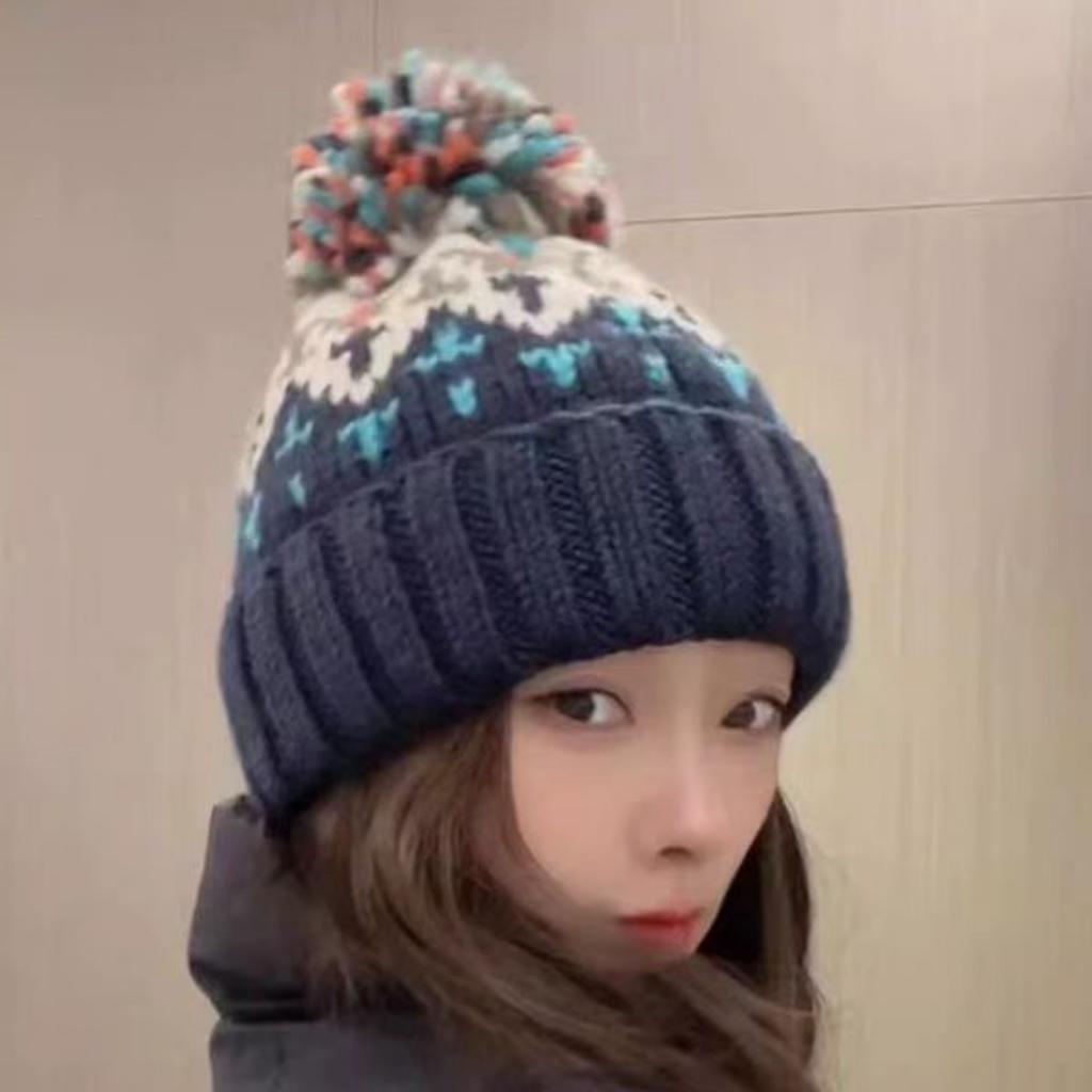 Damen Winter Verdickte Warme Grobstrickmütze, Winter Kälteabweisende Ohrenschützende Mütze Für Runde Und Eckige Gesichter Mit Jacquardmuster Und Bommel