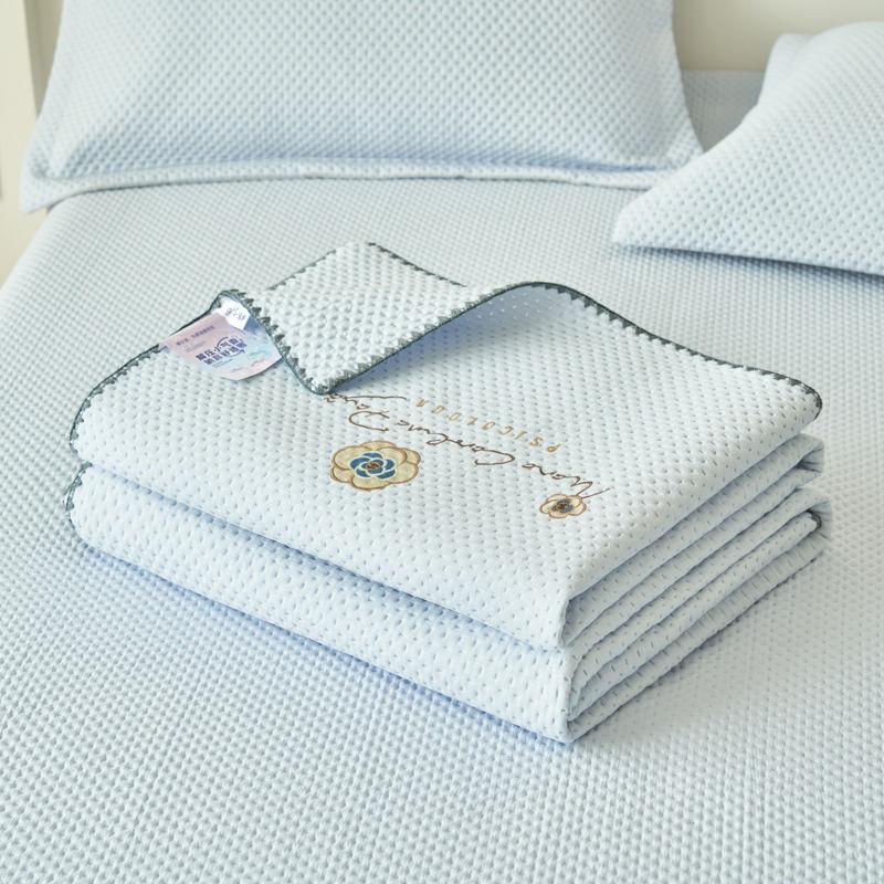 New Summer Bed Cover All Season Universal Thick Cotton Summer Blanket Soft and Breathable Summer Bed Sheet