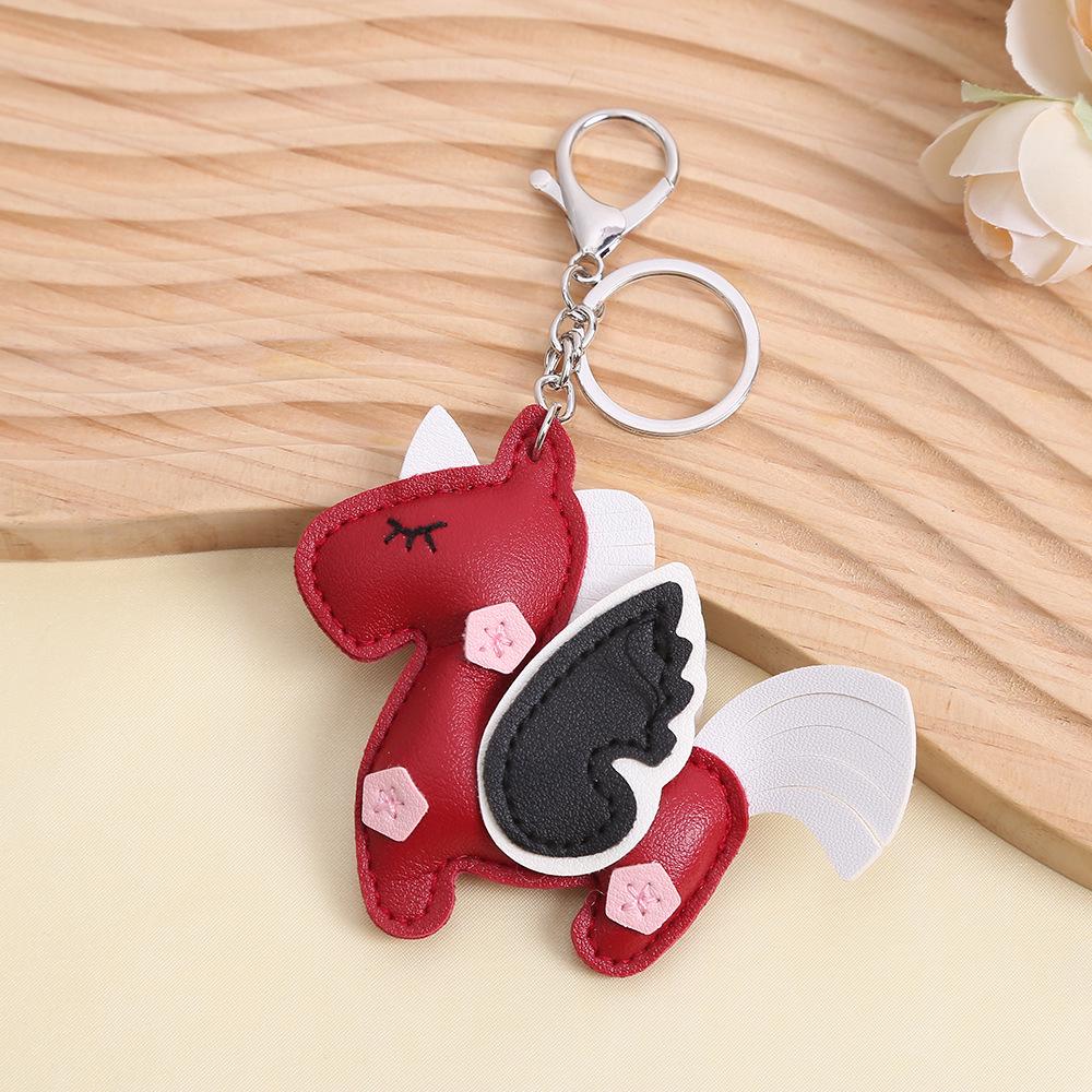 In-Stock Unicorn PU Leather Keychain: Stylish Pegasus Bag Charm красный