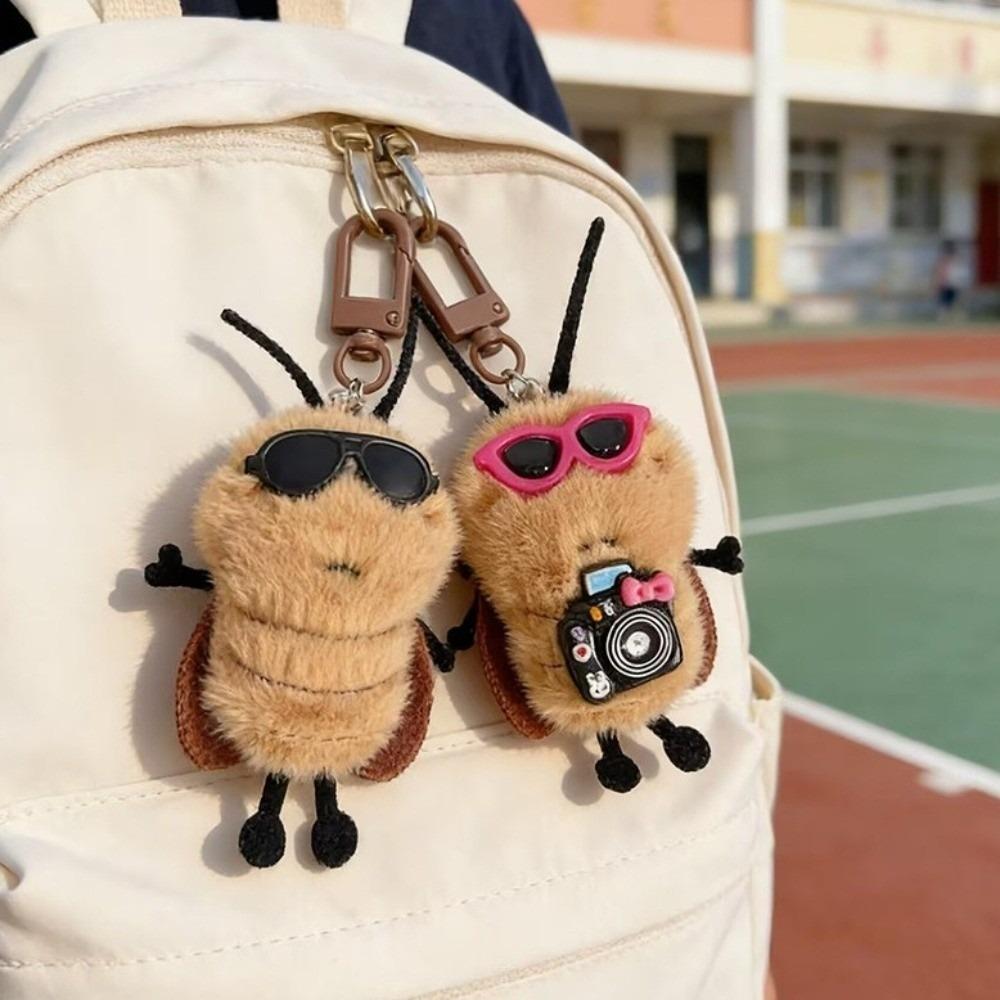 Bag Hanging Plush Cockroach Pendant Ornaments Car Key Ring Personality Cockroach Keychain Gifts