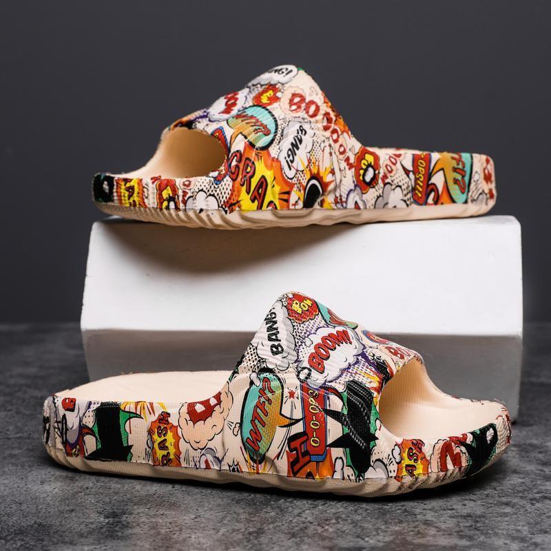 Neue Leichte EVA Badezimmer Kinder Outdoor Weiche Sohle Cartoon-Druck Sandalen für Jungen und Mädchen Paare