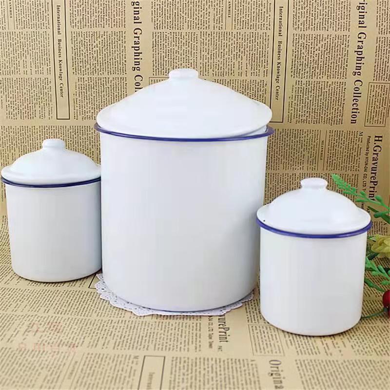 Retro Enamel Coffee Mug with Lid
