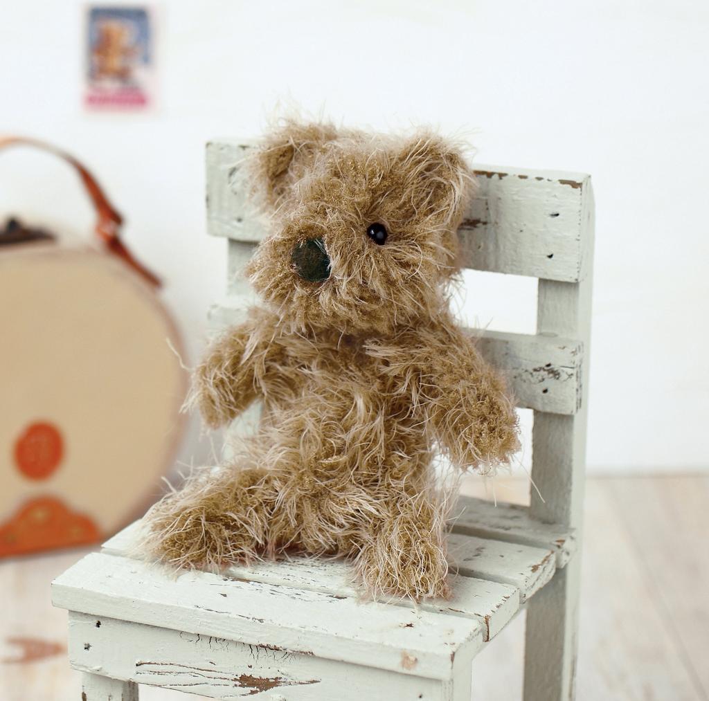 Hamanaka Needle-Wattled Chubby Teddy Bear H441-338
