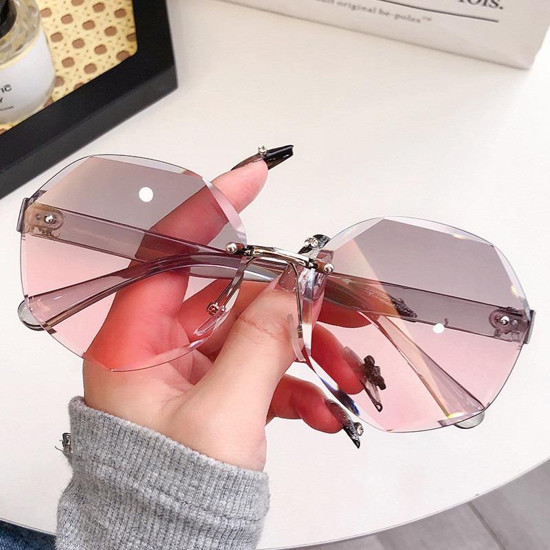 Gradient Lens Eyeglasse Outdoor UV Protective Shades Eyeglasses for Women Men Colorful Sunglasses