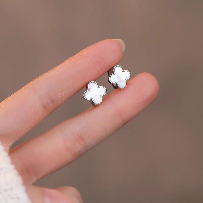Women's New Mother-of-Pearl Four-Leaf Clover Earrings—Simple, Versatile, Light Luxury, Customizable High-End Design