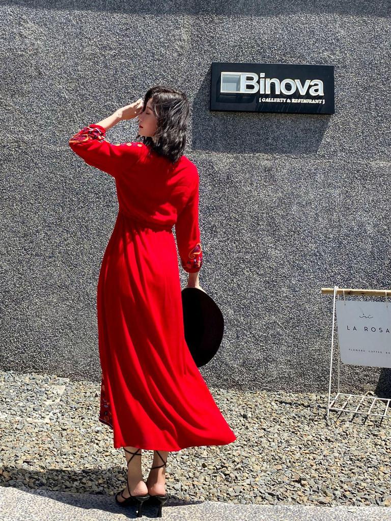 Ethnic Embroidered V-Neck Cotton Linen Dress, Fairy Style with Tie-Up and Swing, Perfect for Travel and Photos - Style 636