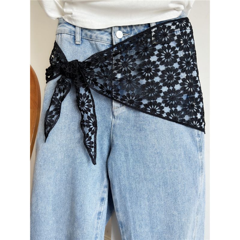 

Retro Lace Belt Women Triangular Binder New Lace Scarf Korean Series Fart Curtain Stacked Overskirt Decorative Waist Accessories Cut Out flowers-black triangle scarf GH 130cm