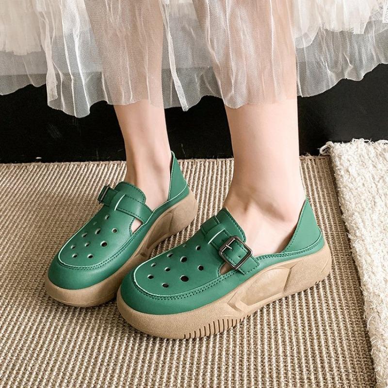 Retro Solid Color Hollow Thick-soled Lazy Shoes Summer New Large Size Two Wear Casual Shoes Round Head Mother Shoes Women