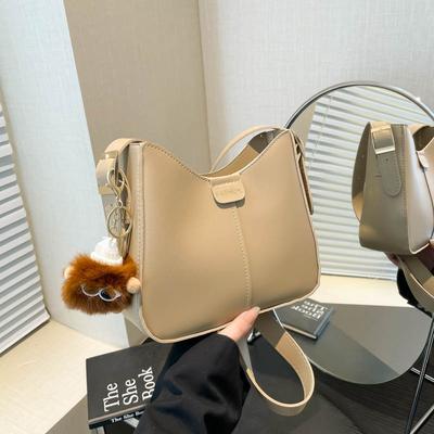 Casual Large-capacity Foreign Style 2054 New Trend Pendant Fashionable Solid Color Korean Version Simple Crossbody Shoulder Bucket Bag