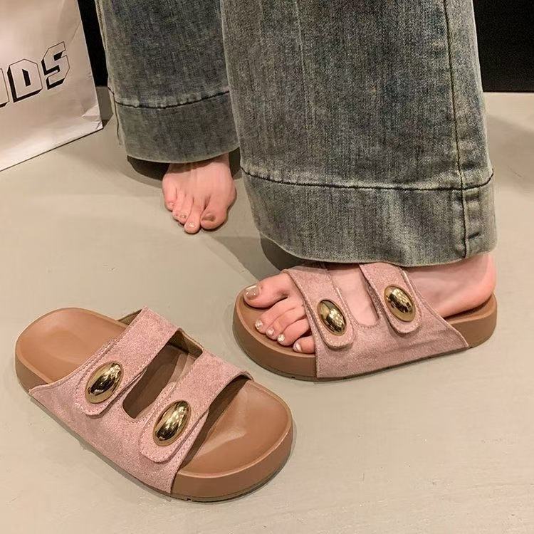 

Thick-soled Birkenstock slippers women s outer wear 2025 new popular summer sandals small golden beans Velcro one-word cool slippers 35 розовый