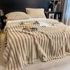 200*230cm Warm and Comfortable Flannel Blanket, Imitation Rabbit Fur Blanket, Soft and Warm Sofa Blanket, Suitable for Napping, Office, Nap Blanket
