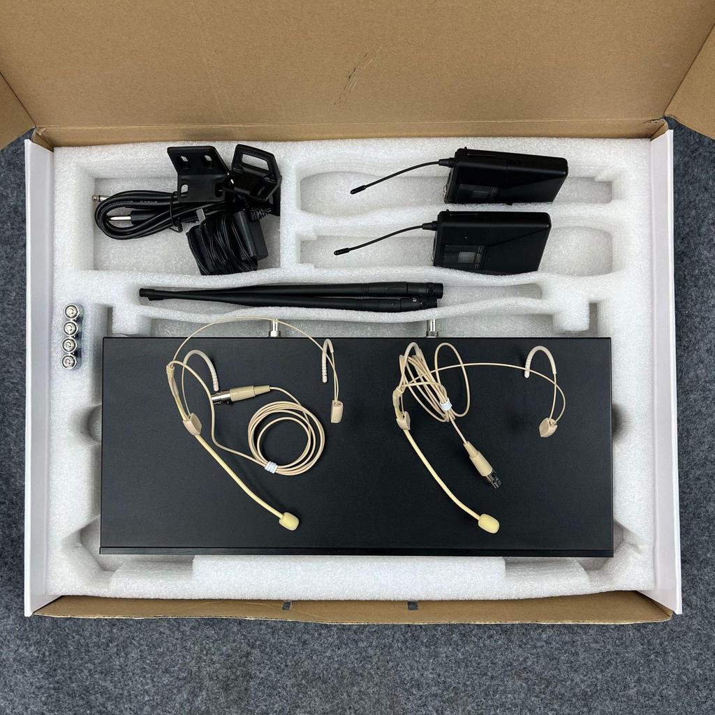 U-Band Infrared Frequency Matching Wireless Lavalier and Headset Microphone for Conferences