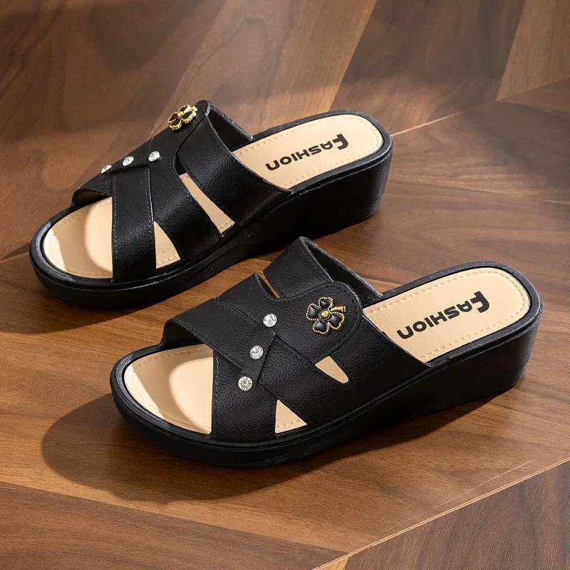 Fashion Women Shoes Summer Slippers Women Wear Outside Thick Sole Wedge Heels Fashion Slippers Soft Bottom Mother Shoes Zapatos De Mujer