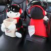 Samochodowy pojemnik na chusteczki 2 w 1, pluszowa lalka z kreskówek, pudełko na podłokietnik samochodowy, wisząca szuflada na papier, samochodowy kosz na śmieci i uchwyt na chusteczki