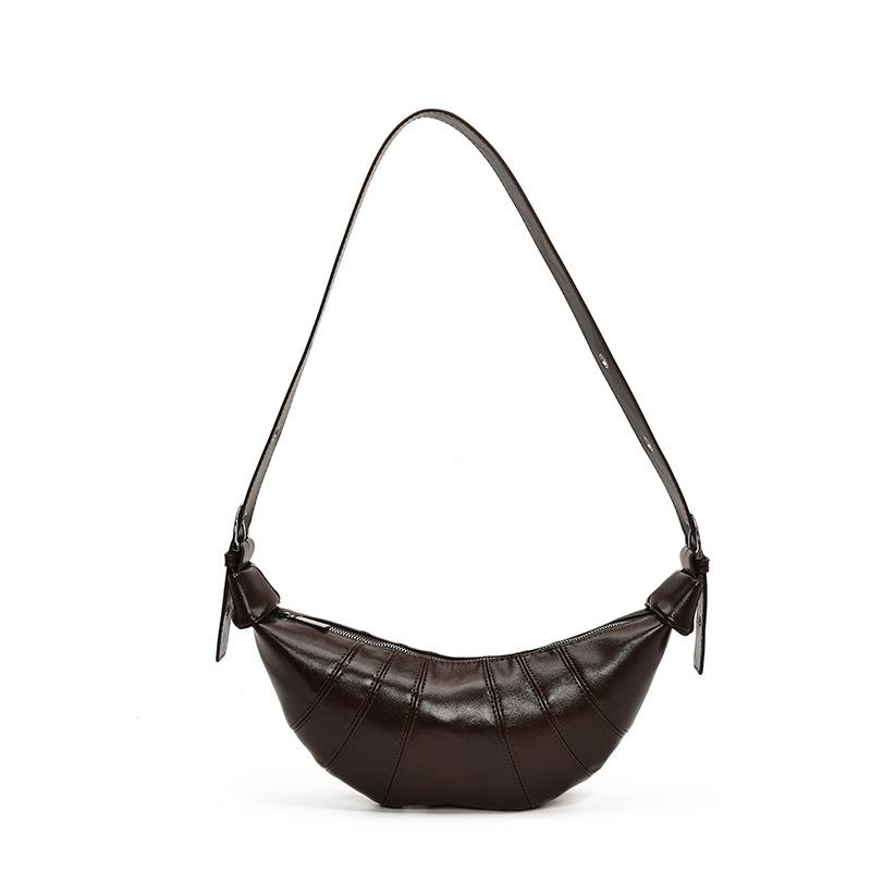 Retro Horn Bag Women's New Autumn and Winter Tide Fashion Saddle Bag Versatile Single Shoulder Messenger Bag Dumpling Bag