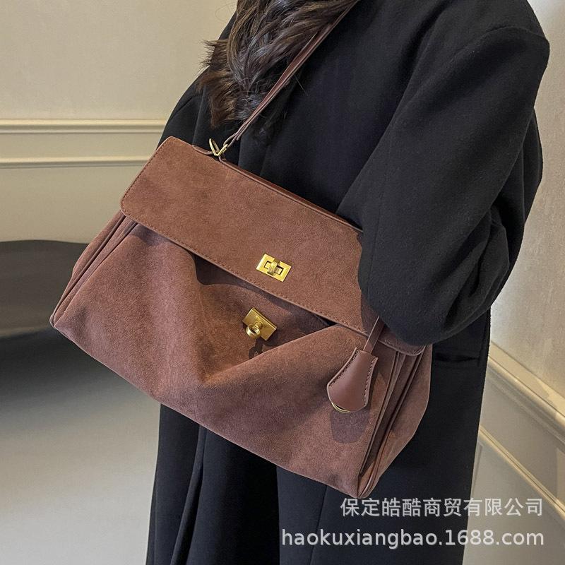 Frosted Tote Bag Women's 2025 New Large-capacity Commuter Underarm Bag Autumn and Winter High-end Versatile Shoulder Leisure Bag