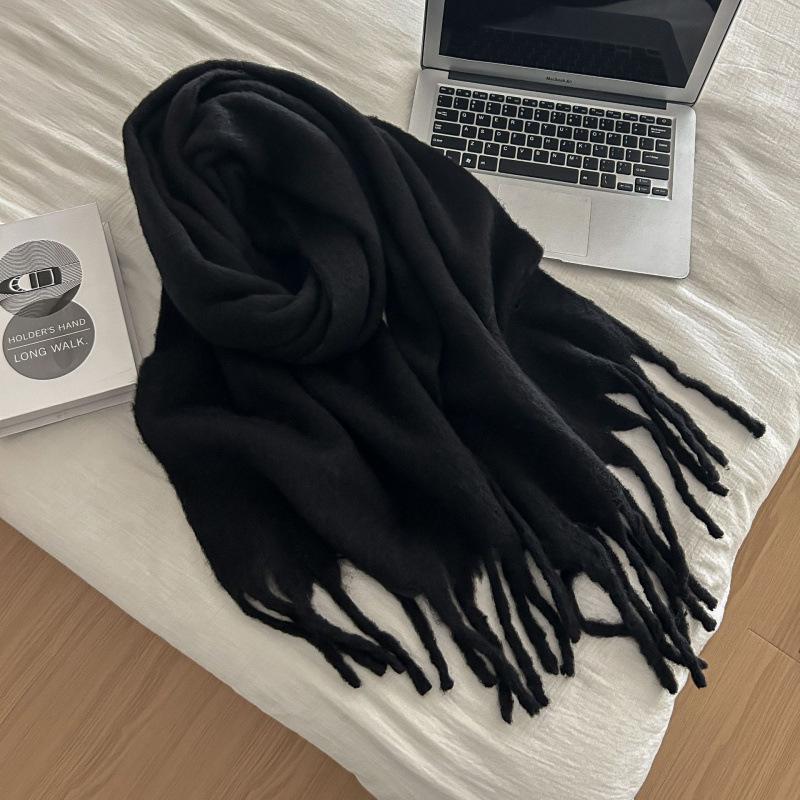 High-End Plaid Shawl for Women - 2025 Autumn/Winter Korean Style Thickened Imitation Cashmere Scarf