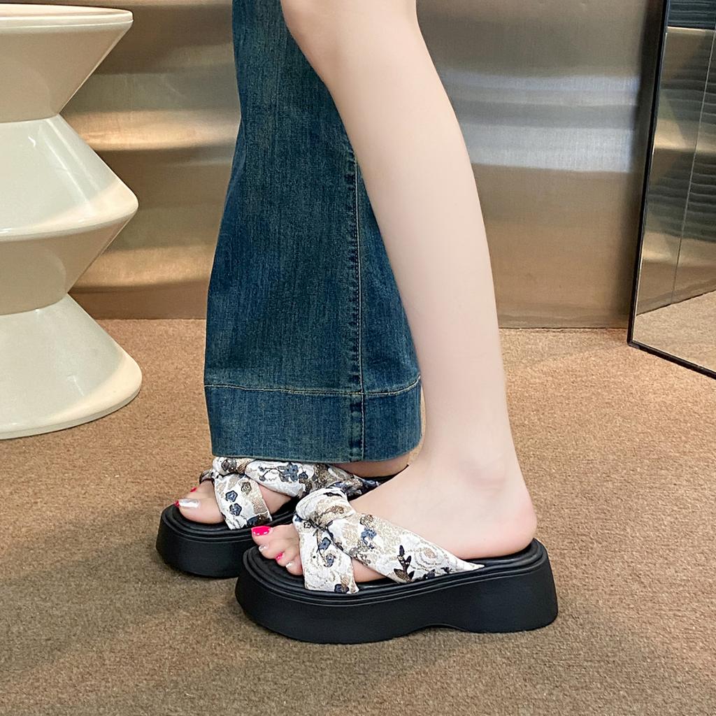 Thick Soled Slippers for Women Summer Chain Denim Chunky Heel Cross Slides Open Toe Outdoor Beach Woman Walking Slides