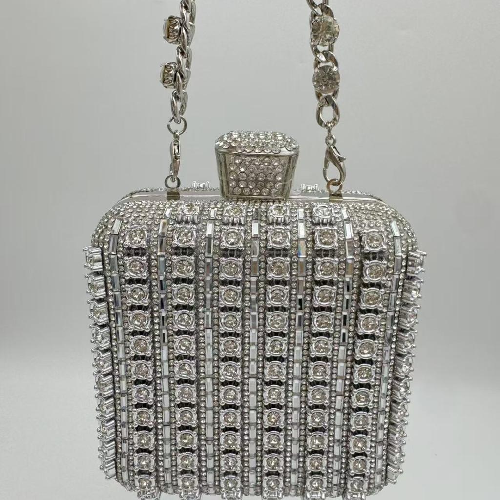 Handmade Diamond Encrusted Square Clutch Evening Bag Small Size Portable Sparkling Polyester Fiber Dinner Bag for Women