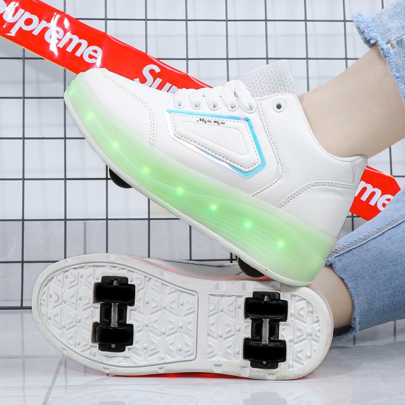 New runaway shoes four-wheel roller skates children and adolescents wheel shoes LED charging luminous shoes