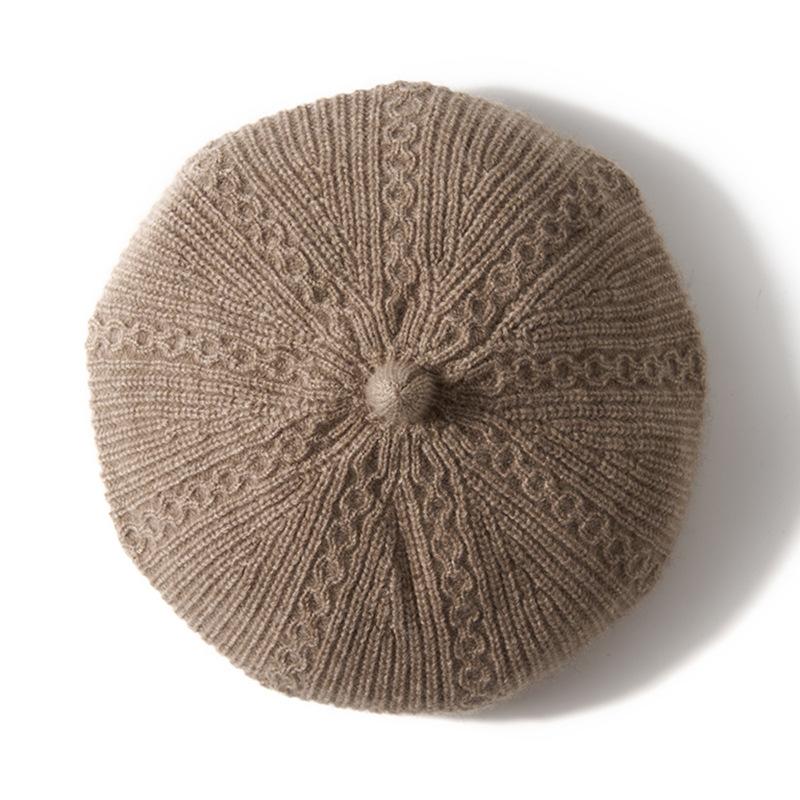 New Autumn and Winter Women's High End Knitted Outdoor Warm Ear Protection Hat Fashionable Knitted Casual Beret