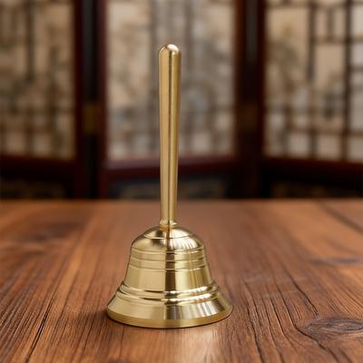 1PC Campanilla de Cobre de Boutique Cascabel Campana de Mano Carraca Carrillón de Viento de Cobre Artesanía de Metal Juguete de Campana para Niños Adorno de Mesa para Jugar