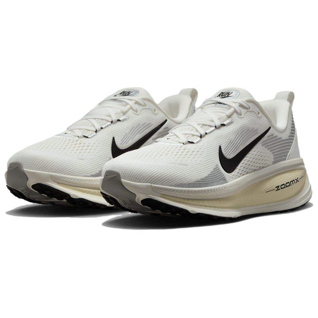 Nuove Nike Vomero 18 Bianco Summit Latte di Cocco da Donna HM6804-101