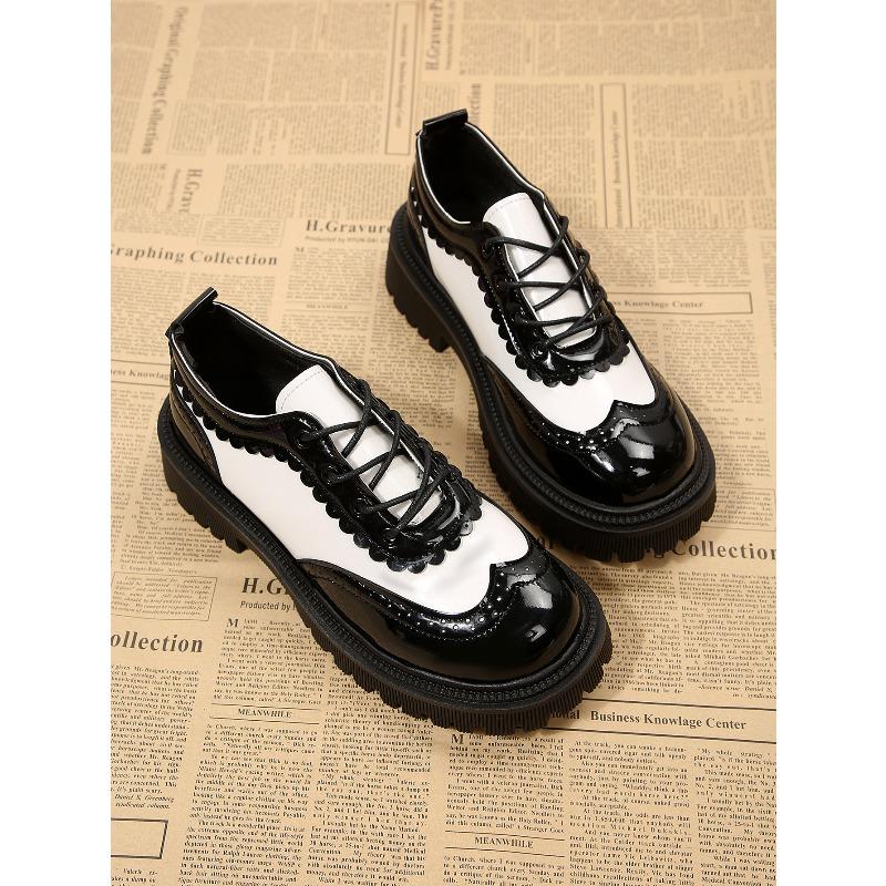 Color-blocked Low-top Shoes for The Fall of 2025 New Platform Lace-up Muffins Plus Size Small Leather Shoes for Women