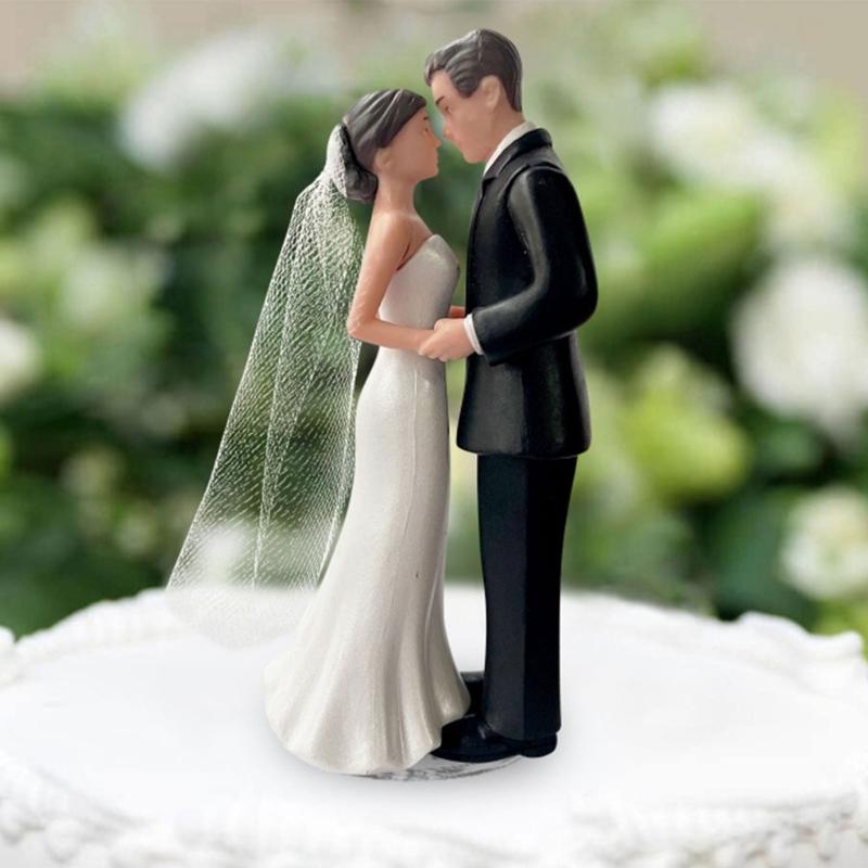 Plastic Bride And Groom Cake Top Couple Figure Wedding Cake Decoration For Engagements Reception Table Centerpieces