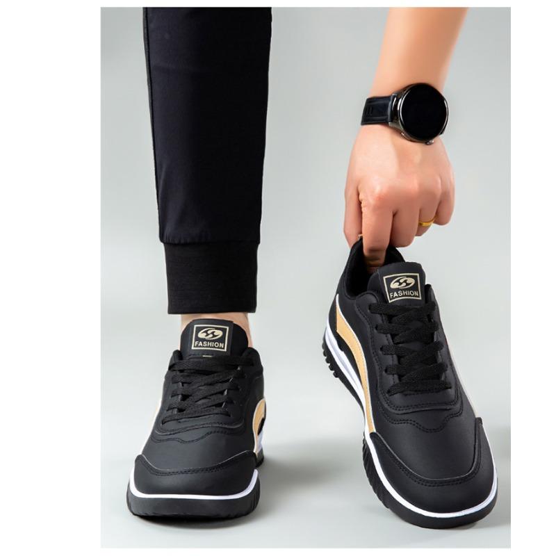 Men's Spring Soft Sole Lightweight Breathable Lace-Up Casual Skate Shoes.