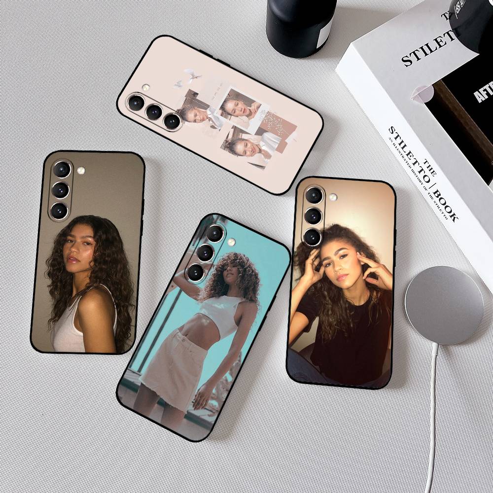 Zendaya Coleman Phone Case For Samsung Galaxy S21 S22 S23 S24ULTRA S25ULTRA FE Ultra Plus5G A52S S26 Soft Cover