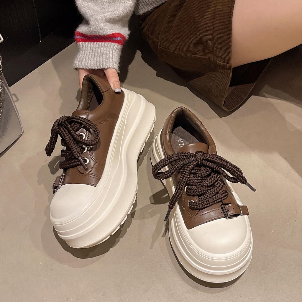 [Fanfna] Big Head Lace-up Platform Muffin Bread Shoes Women's New Sports and Leisure Board Shoes In Autumn and Winter 2025