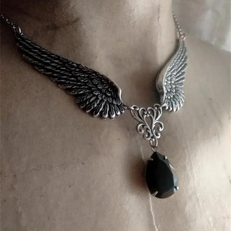 Heart Angel Wings Gothic Silver Plated Necklace Pendant Halloween Wedding Party Holiday Gift for Men and Women Daily Jewelry