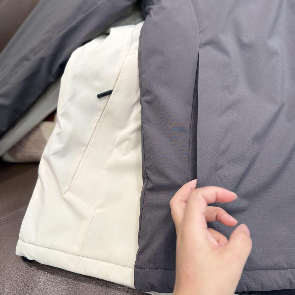 Men's Winter Outdoor Windproof Waterproof Lightweight Hooded Cotton Jacket with Double Zipper and Temperature-Locking Warmth.