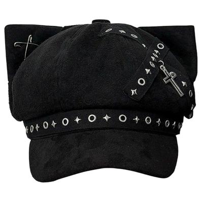 Kopfbedeckungen – Barette & Caps