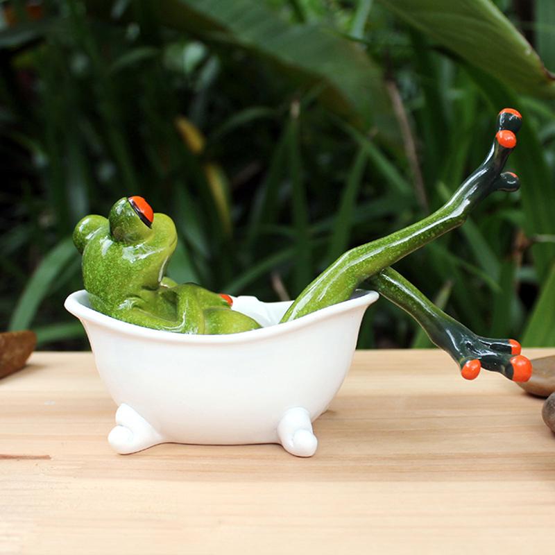 Creative Frog Sculpture 3D Statue Bathe Pose Ornament Gift For Garden Patio Indoor Bedroom Bathroom Decoration