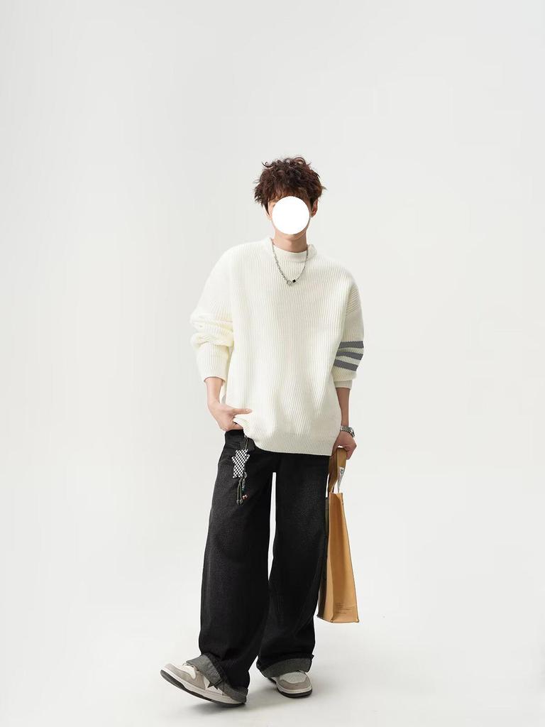 Men's Trendy Solid Color Round Neck Knitted Sweater - Autumn/Winter Casual Long Sleeve Korean Style Base Layer