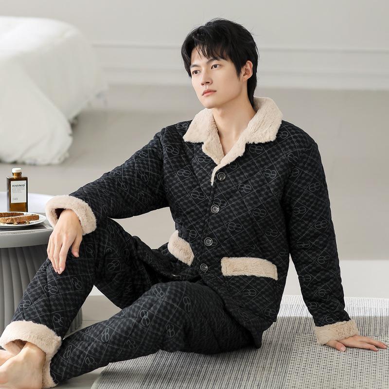 

Пижама мужская зимняя флисовая зимняя теплая трехслойная утолщенная из чистого хлопка с хлопковой набивкой папа коралловый флис домашняя одежда 3XL