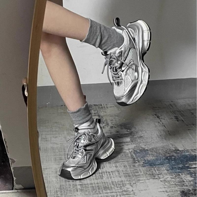 Niche Versatile Silver Dirt-resistant Thick-soled Dad Shoes Women's Autumn New Models Show Small and Light Casual Sports Shoes
