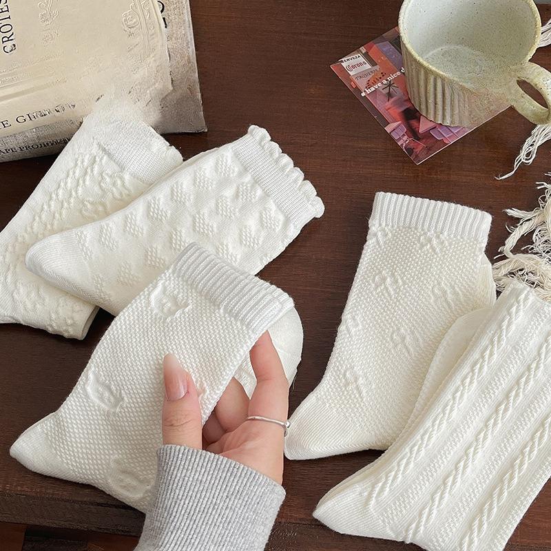 White Socks for Women In Early Autumn, Pure Cotton Mid-calf Socks, Lolita, Cute Pile Socks, Antibacterial and Deodorizing White Socks